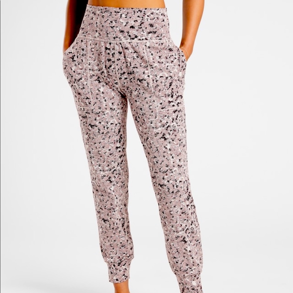 Athleta multi print textured joggers NWT